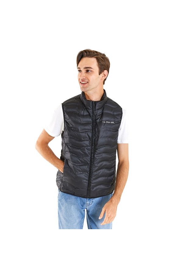 Us polo assn vest on sale