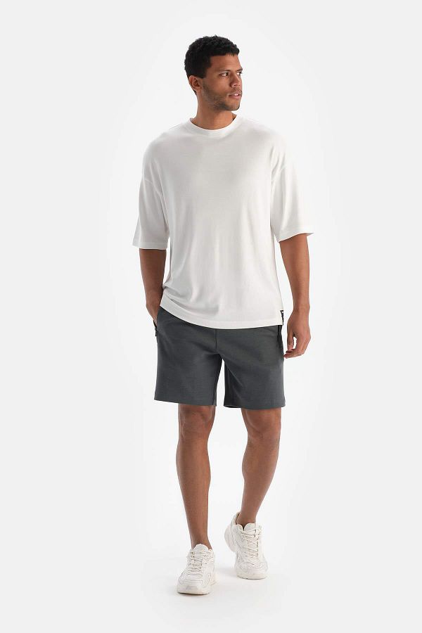 Dagi-Men's Green Shorts - Side Print and Mesh Detail 1