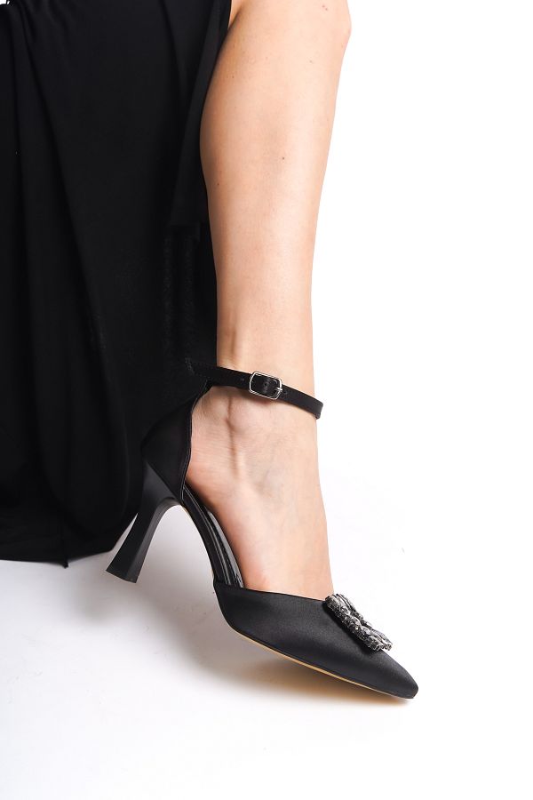 Pointed belly shoes top