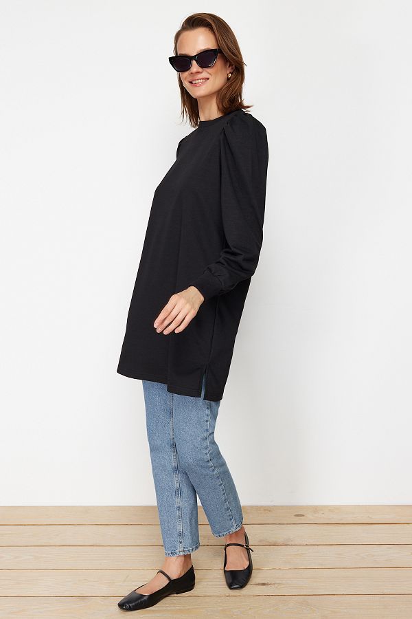 Trendyol Modest-Schwarze Strick-Tunika mit Rundhalsausschnitt und Schlitz und Ärmeldetail TCTSS21TN0257 1
