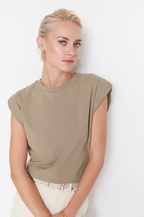 Trendyol Collection-Nerz 100% Baumwolle Watte Beauty Basic Rundhalsausschnitt Radfahren T-Shirt 1