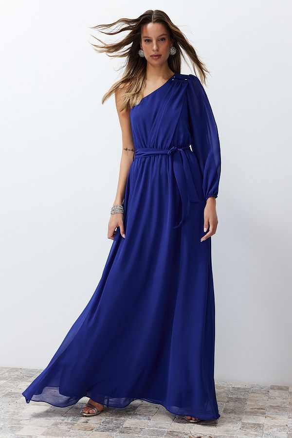 Trendyol Collection Saks Chiffon Evening Dress with One Sleeve and Accessories A Cut Long Evening Gown TPRSS24AE00085 Trendyol