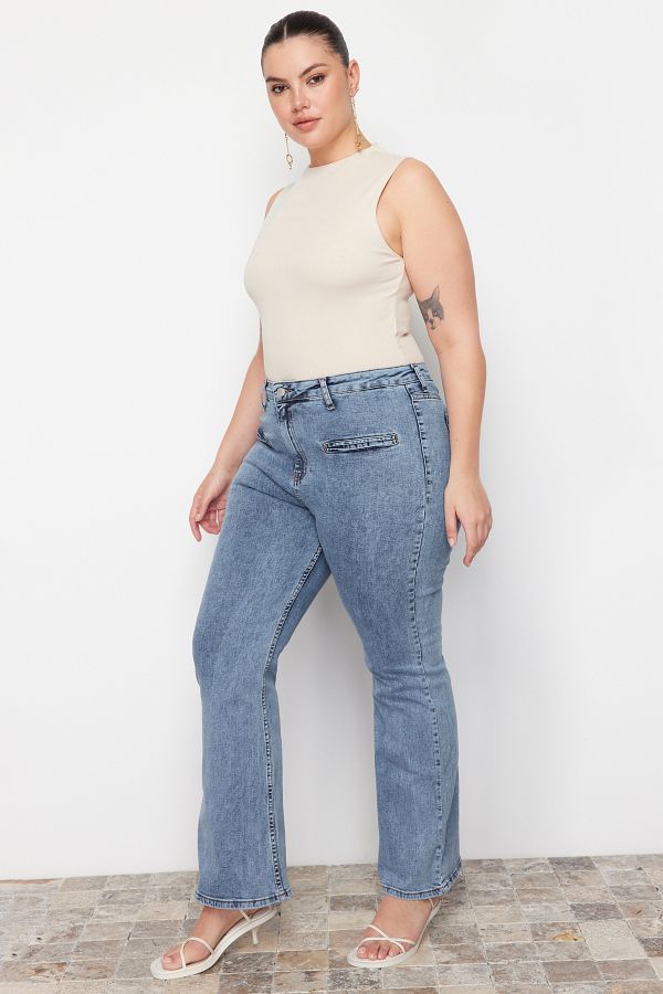 Trendyol Curve-Сини испански дънки TBBAW24CJ00006 1
