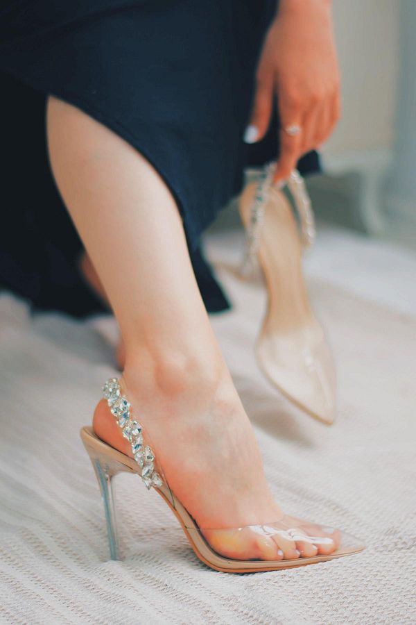 Nude transparent shoes shop