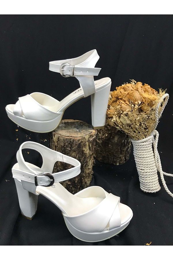Sonmez Sonmez Platform Heeled Pearlescent Women s Evening Dress Shoes Trendyol