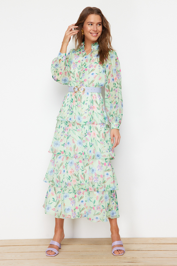 Trendyol Modest-Zelené lemované šifonové květinové tkané šaty TCTSS24EB00024 1