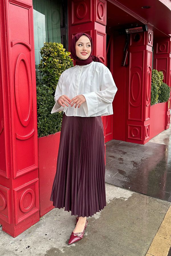 Burgundy pleated skirt clearance