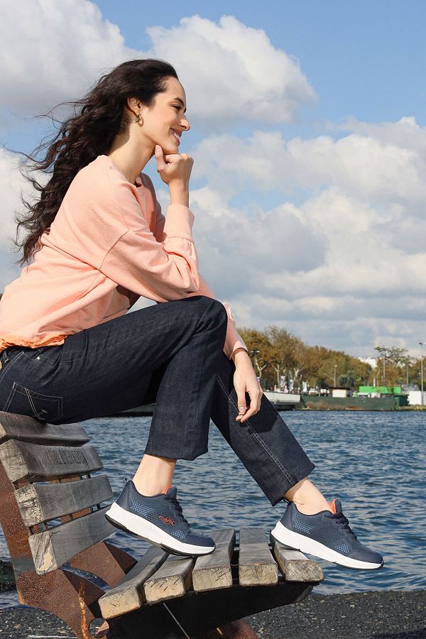 Navy blue casual sneakers hot sale