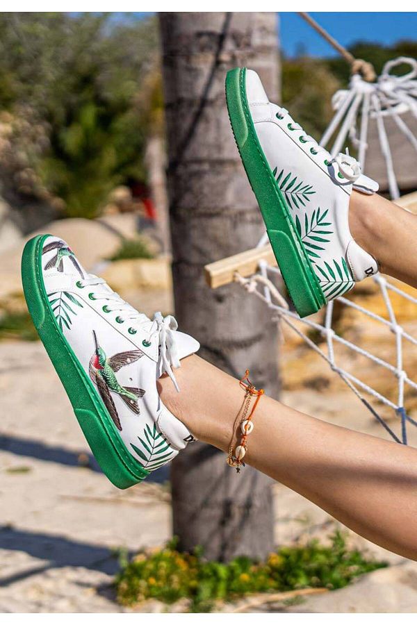 Dogo Women s Vegan Leather White Sneakers Soar The Sky Design Trendyol