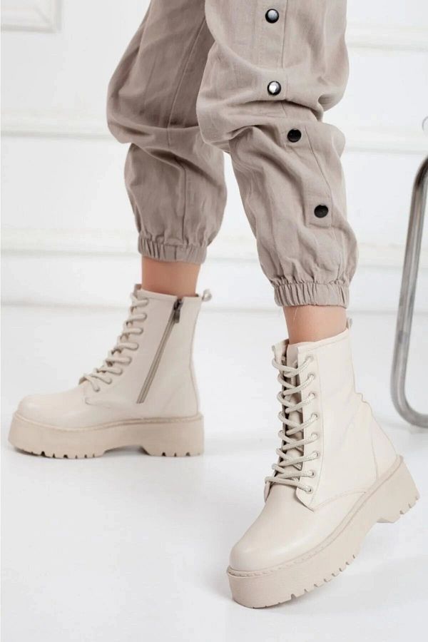 New season boots online