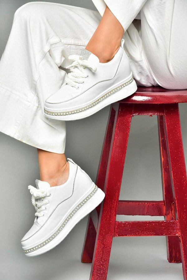 Romanfox white casual sneaker on sale