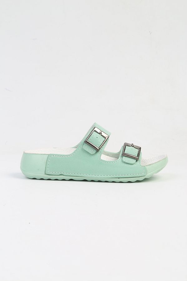 Benetton-BN-1241- 3485 Green 1
