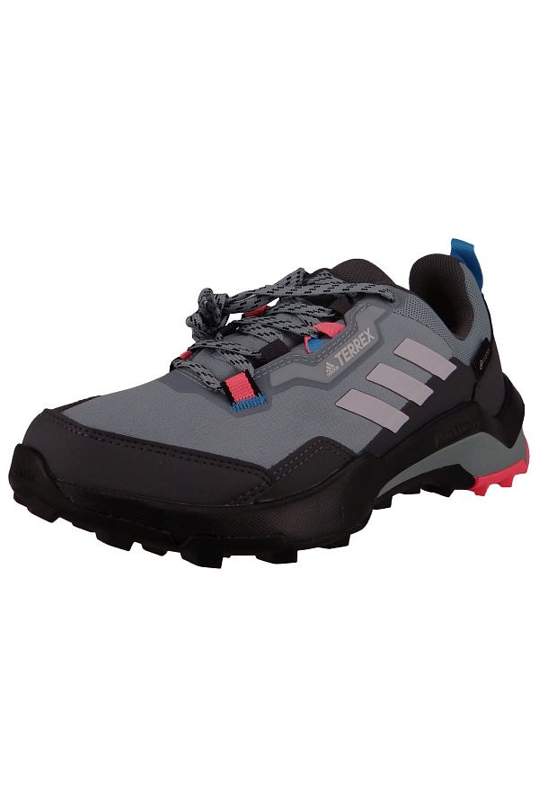 Adidas traxion damen hotsell