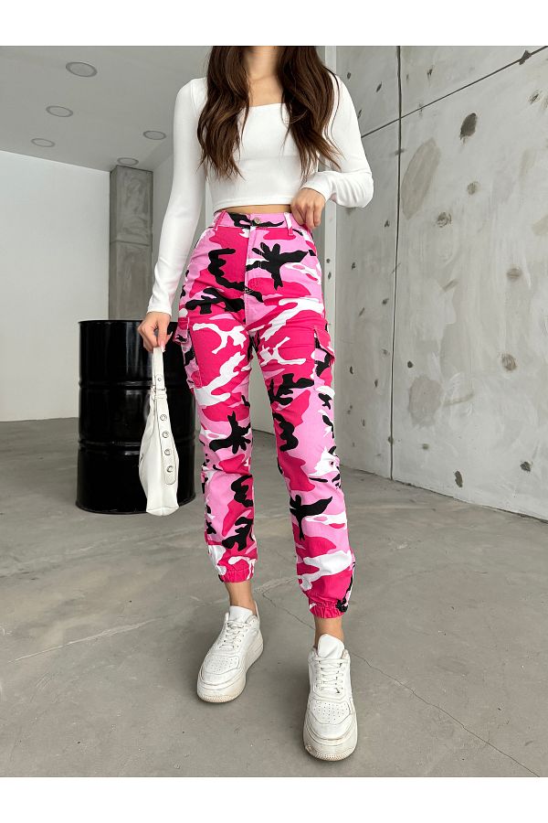 B KEL FE Pink Camouflage Pattern Gabardine Trousers with Cargo Pockets Trendyol