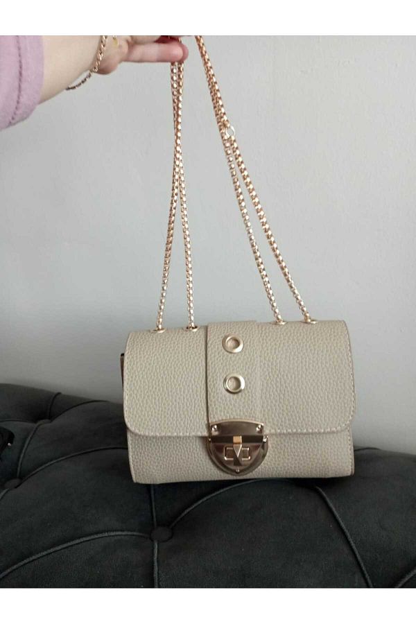 Bag with thick chain best sale