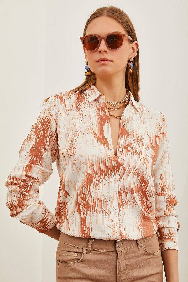 Olalook-Women's Geometric Tan Patterned Woven Viscose Shirt GML-19001204 1