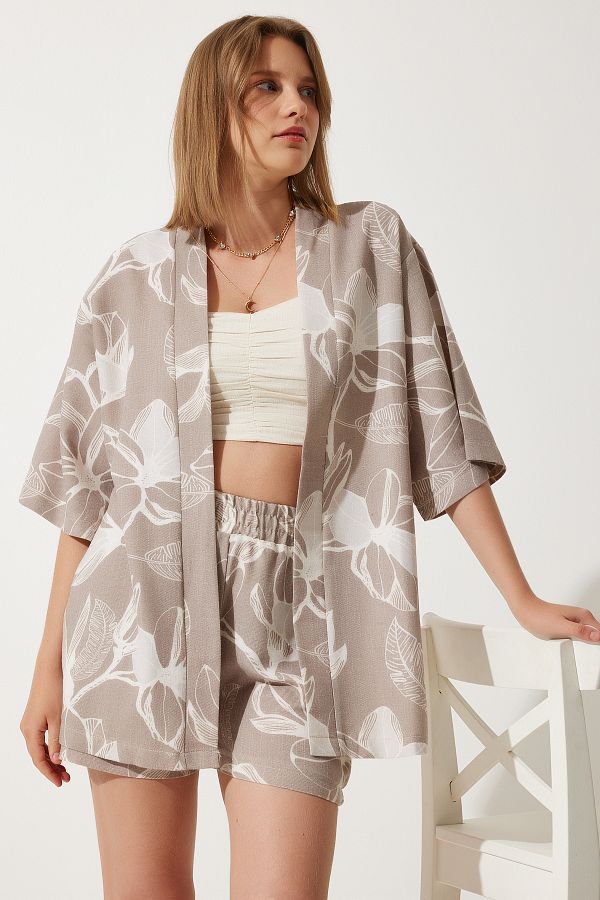Happiness İstanbul-Damskie letnie szorty kimono z surowego lnu w tropikalny wzór w kamienie BP00157 1