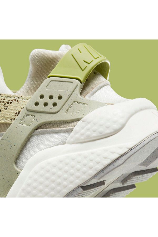 Nike Air Huarache Green Snake Women s Sports Shoes NARROW FIT Size 1 LARGE BUY CNG STORE Trendyol