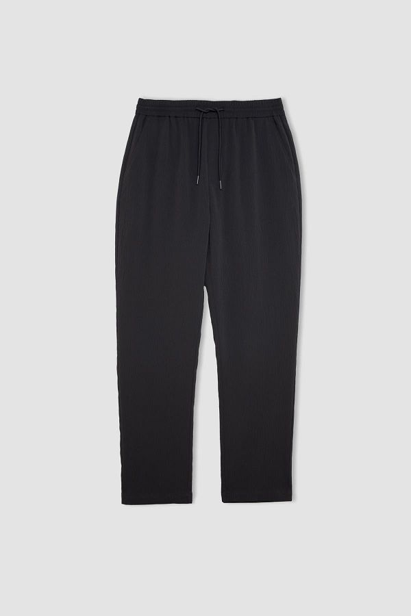 DeFacto-Relax Fit Straight Leg Crinkle Trousers C3930AX24SM 1