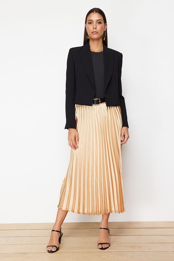 Gold pleated skirt satin hot sale