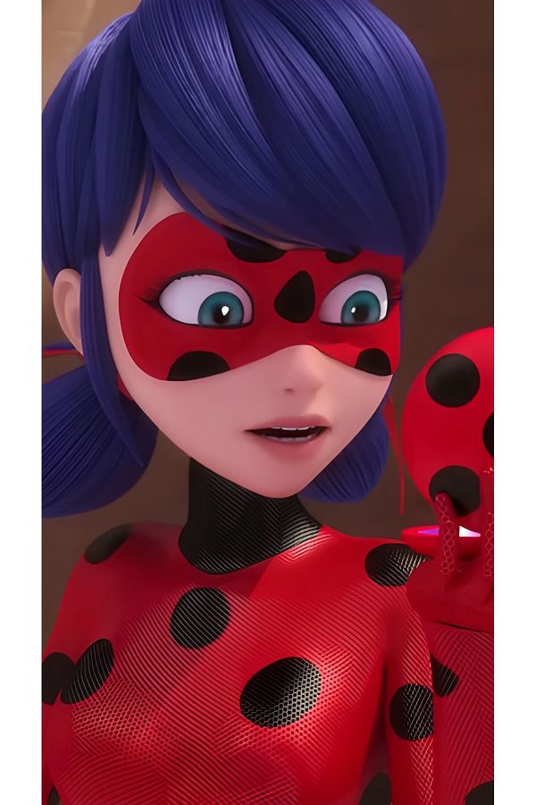 DennisEylul-LadyBUg Design Mask 1