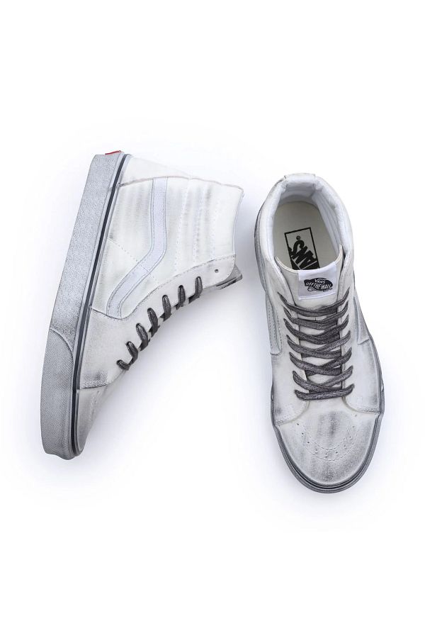 Flat white vans discount