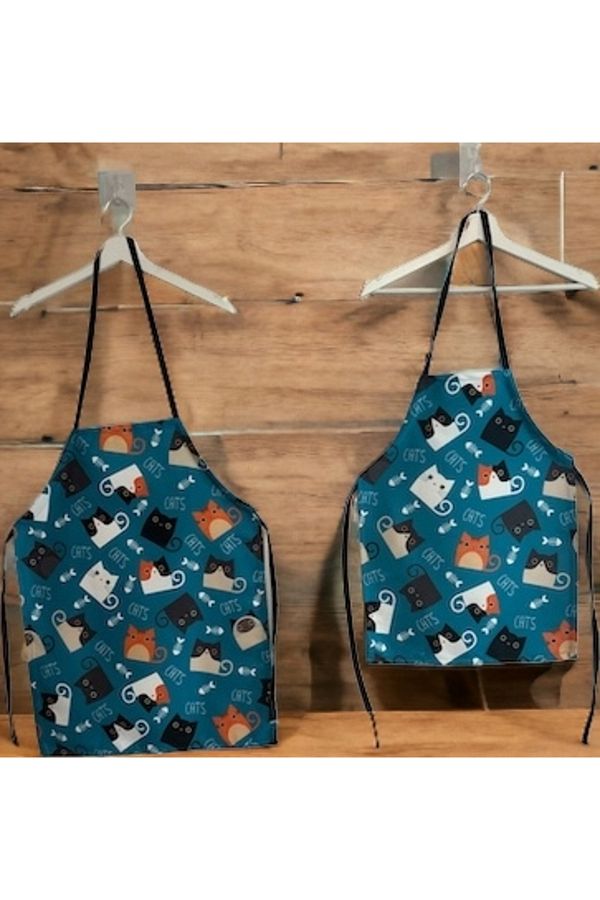 KEDİ-Set of 2 Stain-Proof Cat Aprons for Mother and Child 1
