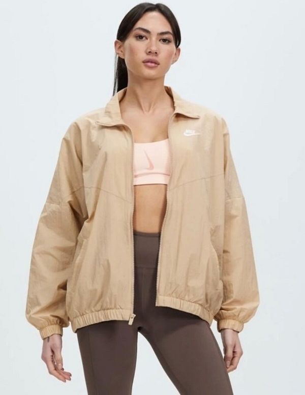 Nike sportswear windrunner jacket women's store