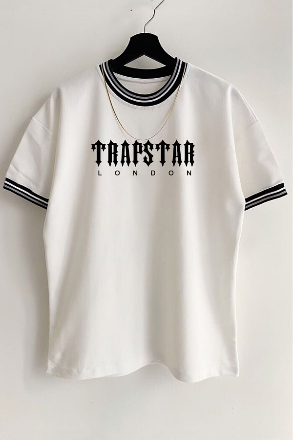 Cool mans Unisex White New Season Trapstar Printed Oversize