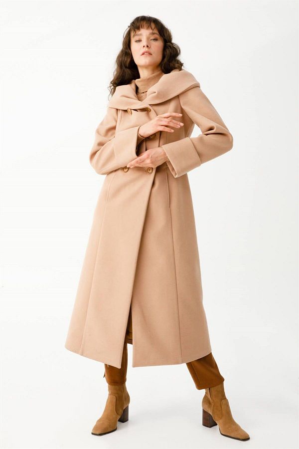 Esswaap-Chandelier Boy Coat Camel with Knuckle Collar and Double Breasted Front Closure 1
