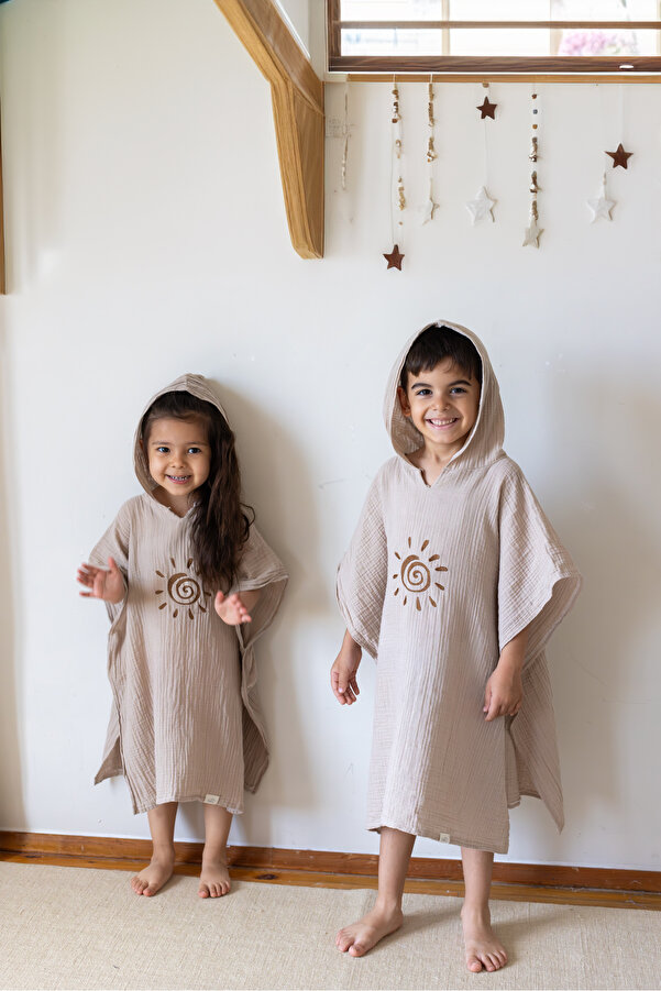 Mom Cherie Müslin Pamuklu Bebek & Çocuk Panço Güneş Nakışlı