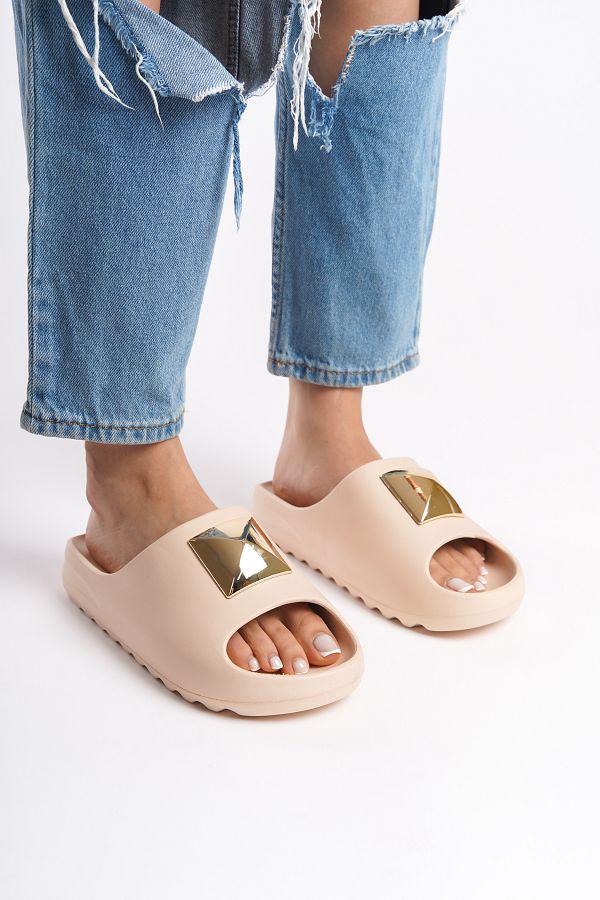 Sandals with massaging sole clearance