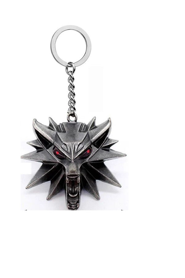 YuChic-Witcher Wolf - Medallion Keychain, Embossed 1