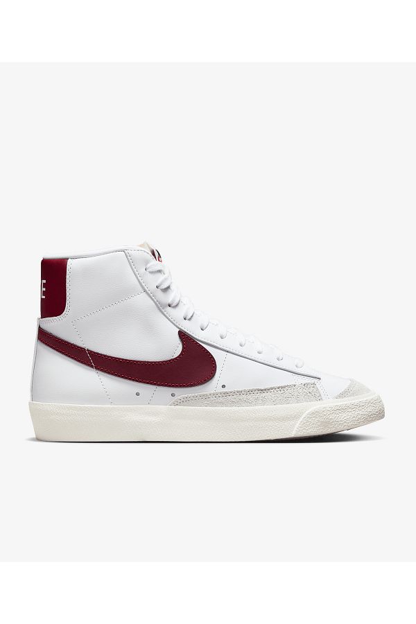Blazer mid retro hotsell
