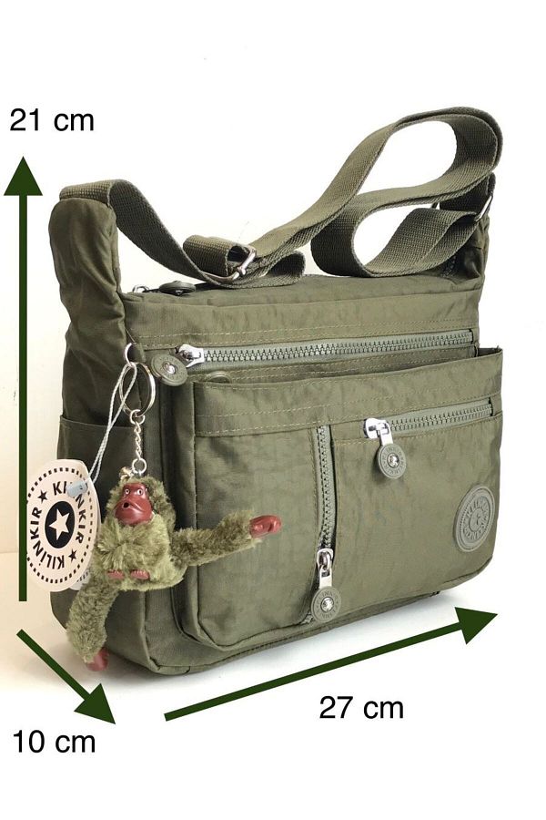 Messenger bag cross strap clearance