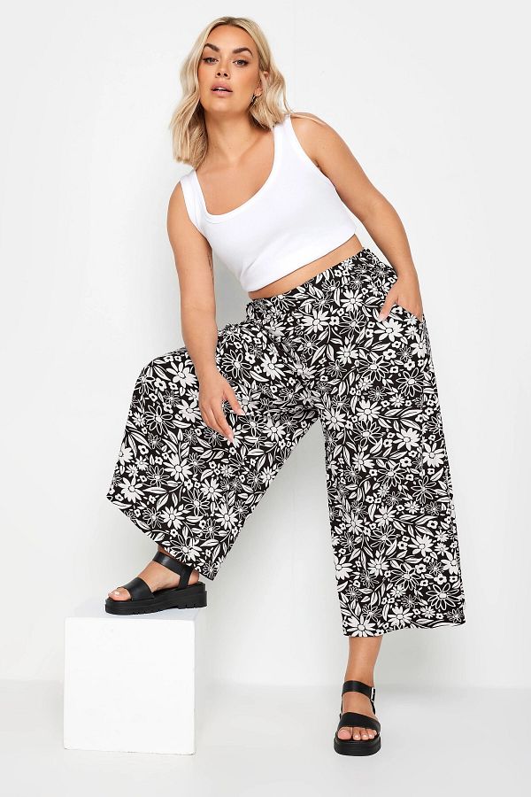 Cut loose capri leggings 2025