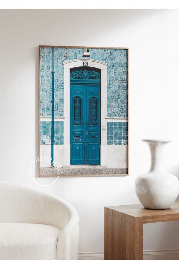Yaris Note-Lisbon Door - Unframed Poster 1