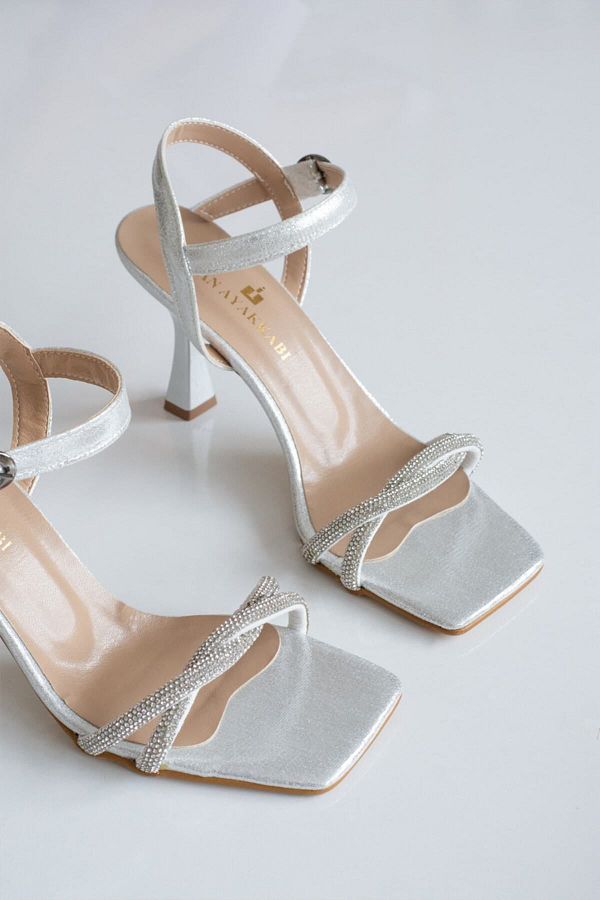 nan Ayakkab Women s Silver Stone Shoes BALL 9 CM Trendyol