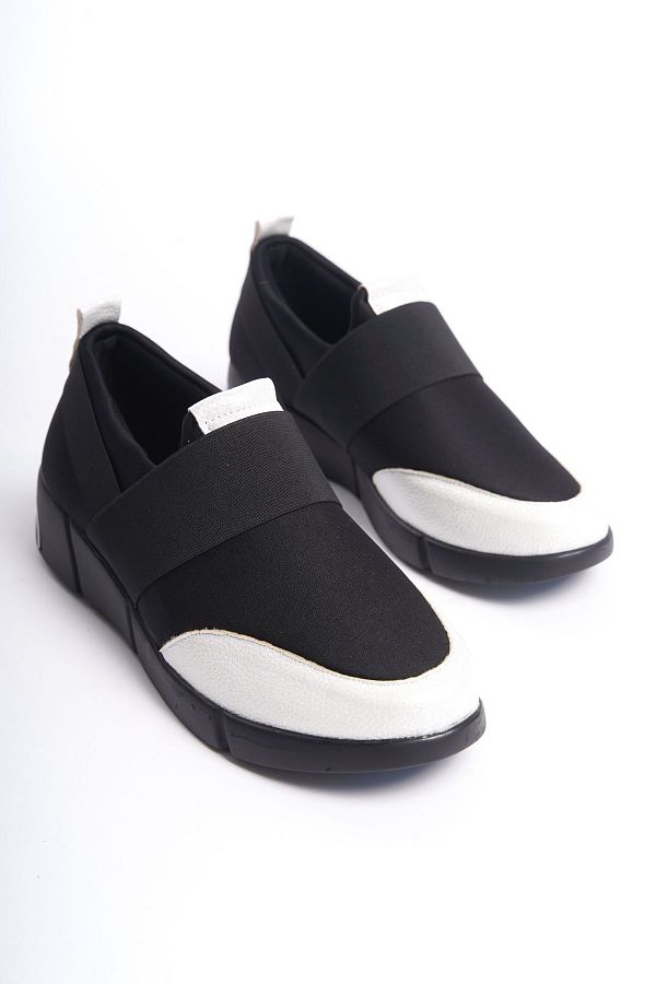 Stylish walking trainers store