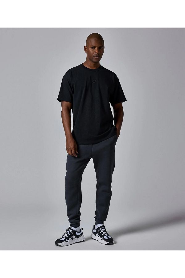 Nike sweatpants and shirt deals