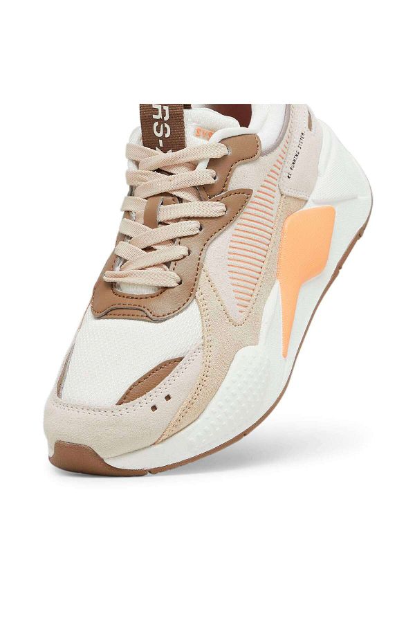 Sports shoes rs 3 online