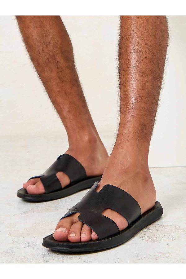 Cushion sole sandals deals