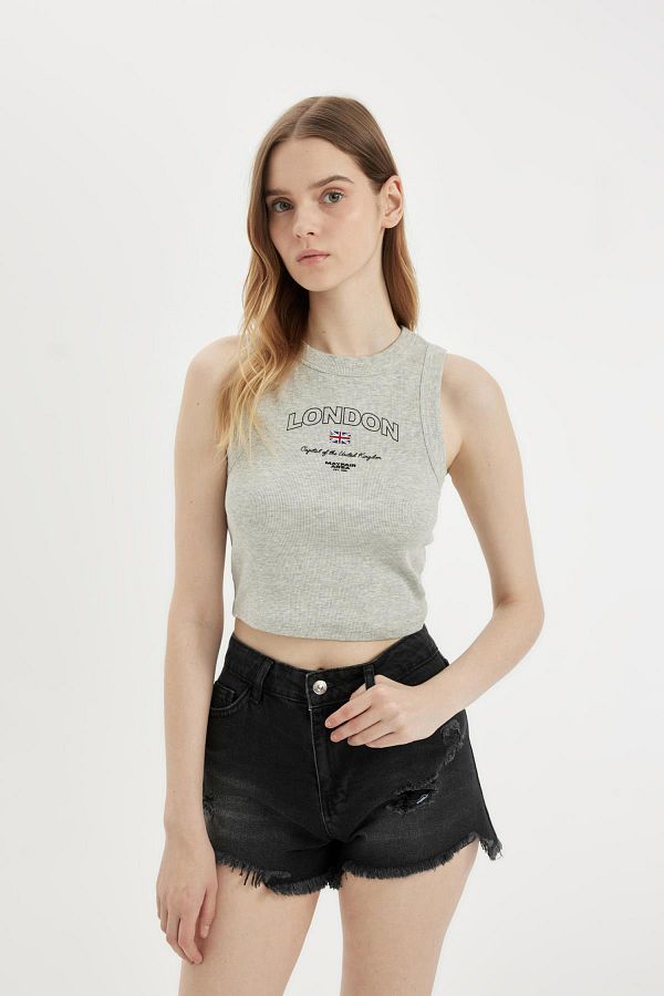 DeFacto-Geripptes Camisole mit Rundhalsausschnitt für Sportler - D2160AX24HS 1