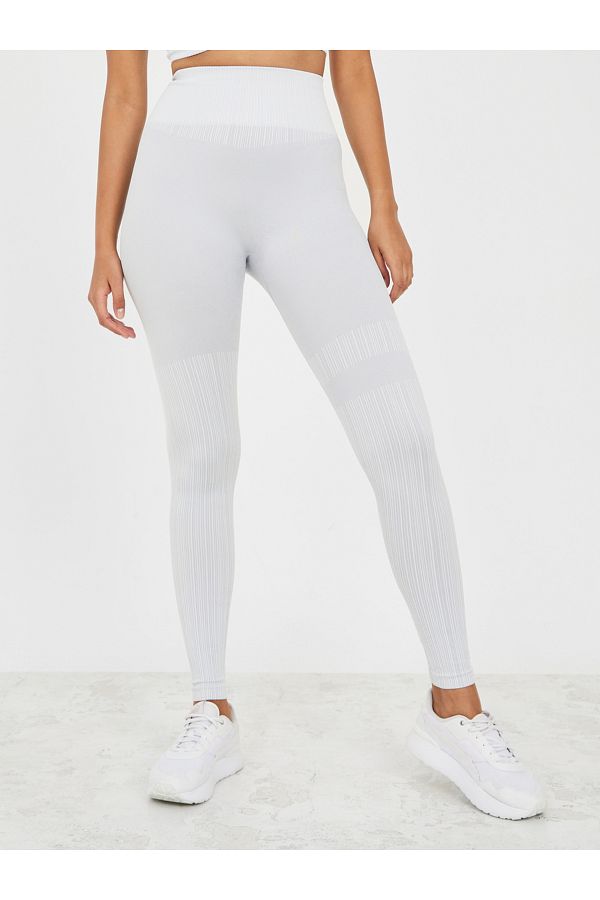 Nike sports bra and leggings set clearance