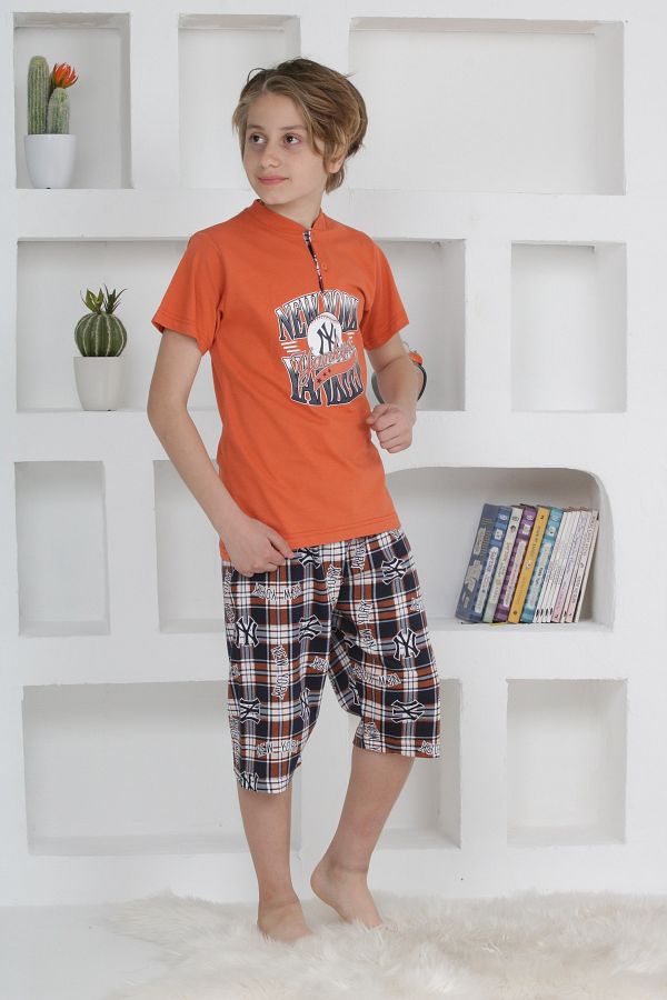 KAP K DS Boy s Short Sleeve Pajama Set Plaid Pattern Brick Color Capri Collar Placket and Buttons Trendyol