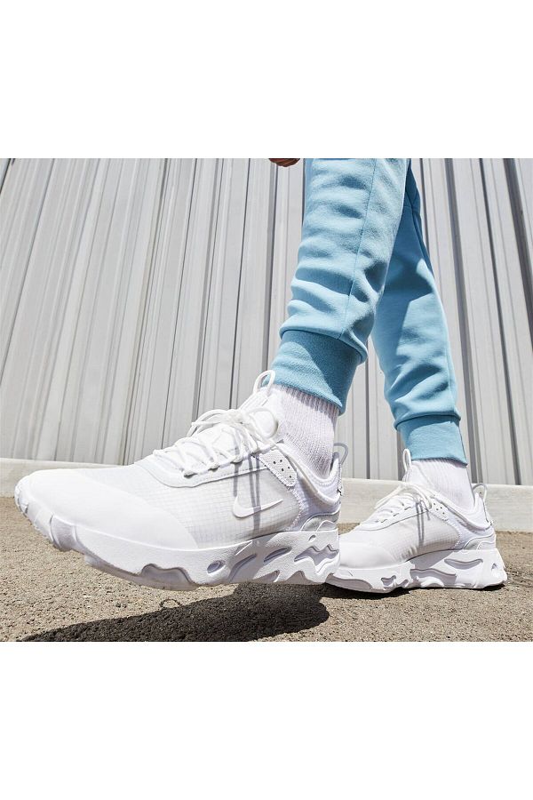 Nike Men s White Sneakers React Live Trendyol
