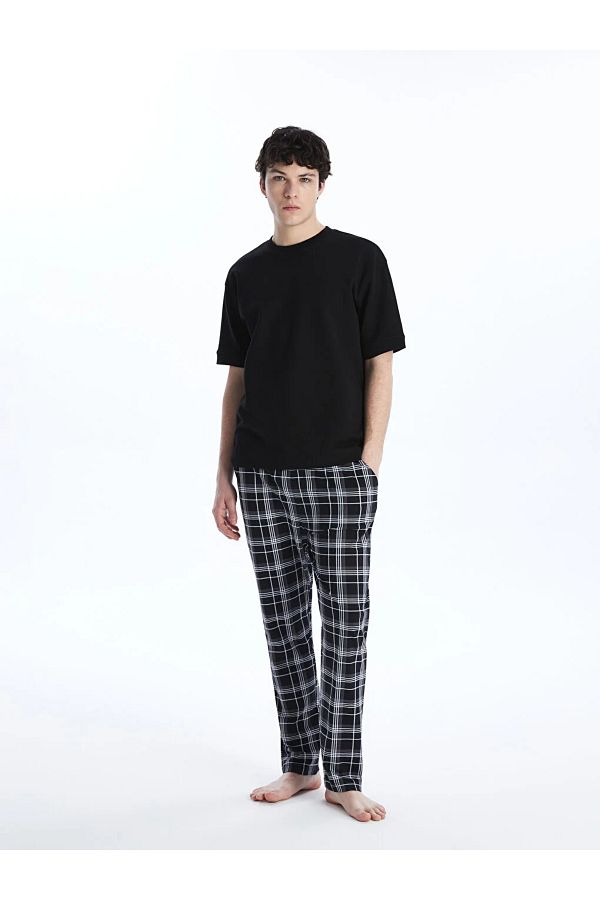 LC Waikiki-Plaid Patterned Standard Men's Pajama Bottoms 1