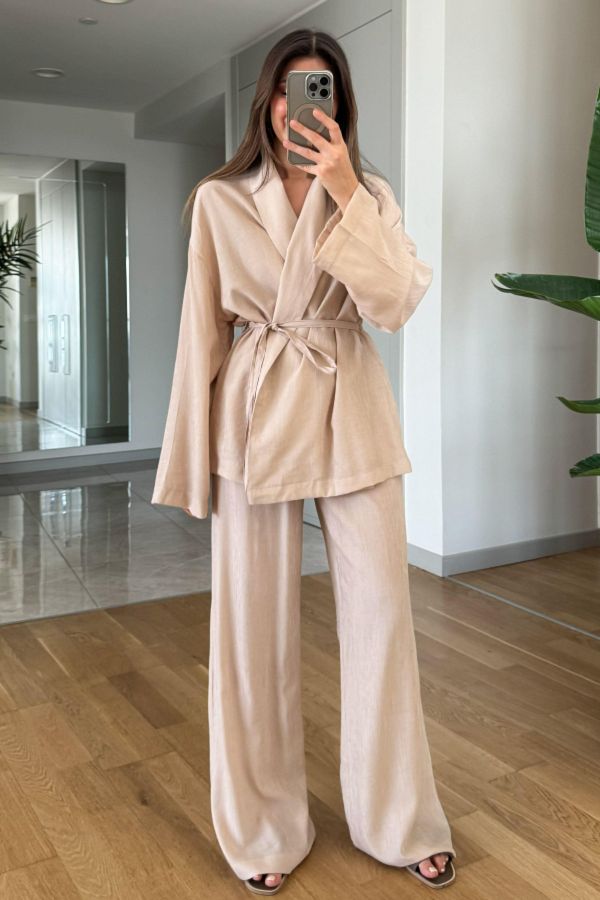 My Blog-Beiges Set aus Kimono und Hose – Schalkragen 1