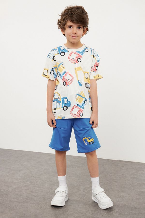 TRENDYOLKIDS-Boy's Cotton Car Print T-Shirt and Shorts Set - Ecru Tkdss24Au00026 1