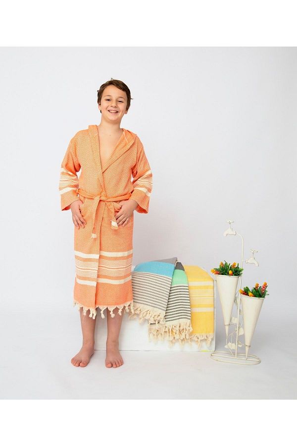 Peshtemal bathrobe 2025